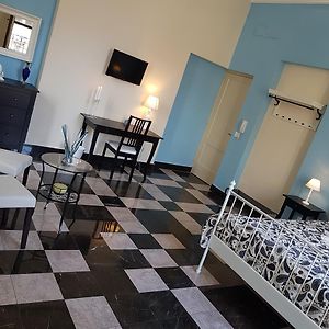 Central Suites